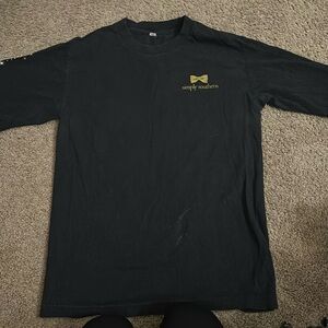 black simple southern long sleeves top